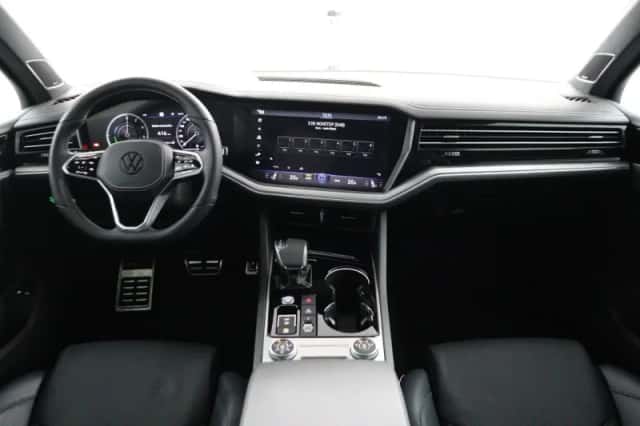 Volkswagen Touareg (2021) thumbnail 4