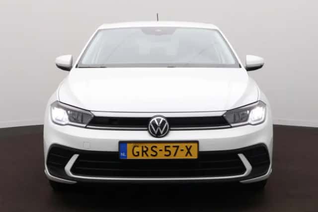 Volkswagen Polo (2024) thumbnail 2