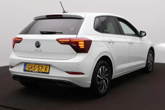 Volkswagen Polo (2024) thumbnail 5