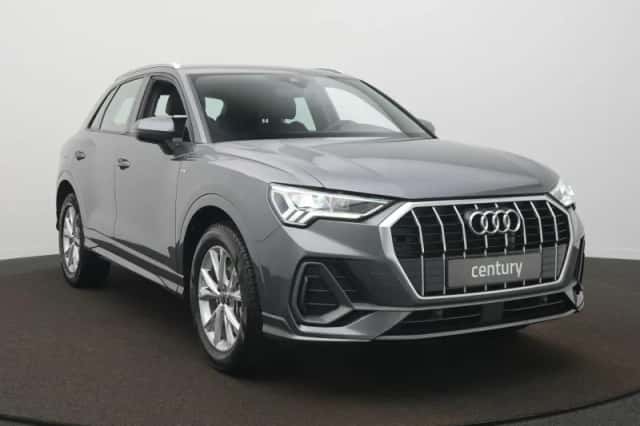Audi Q3 (2023) thumbnail 4