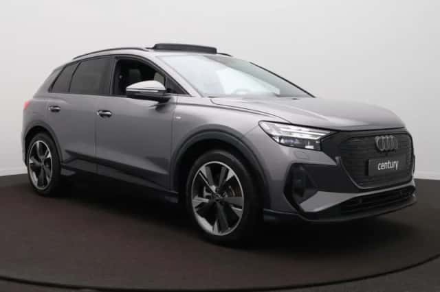 Audi Q4 e-tron (2025) thumbnail 3