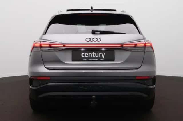 Audi Q4 e-tron (2025) thumbnail 6