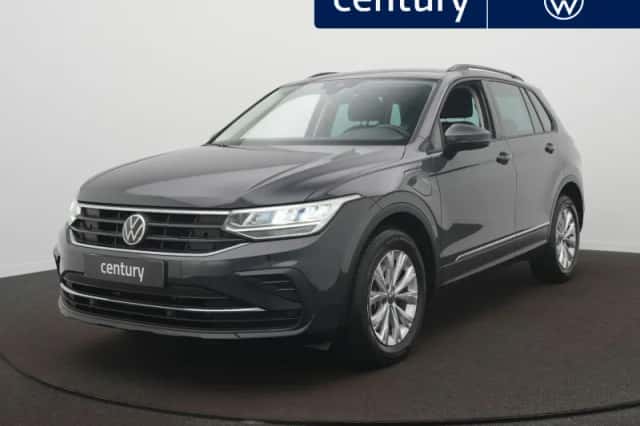 Volkswagen Tiguan (2021) thumbnail 1