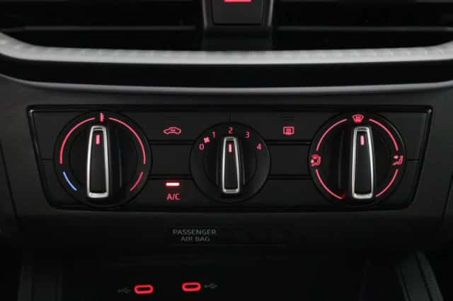 SEAT Ibiza (2024) thumbnail 6