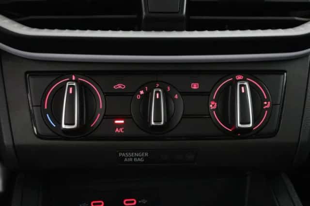 SEAT Ibiza (2024) thumbnail 6