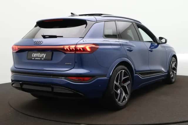 Audi Q6 e-tron (2025) thumbnail 5