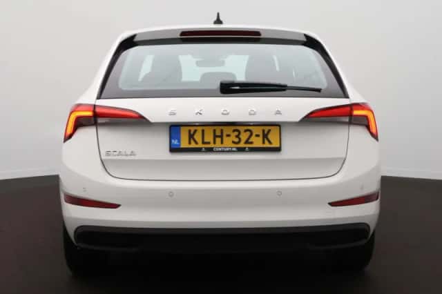 Škoda Scala (2023) thumbnail 6