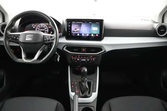 SEAT Arona (2023) thumbnail 4