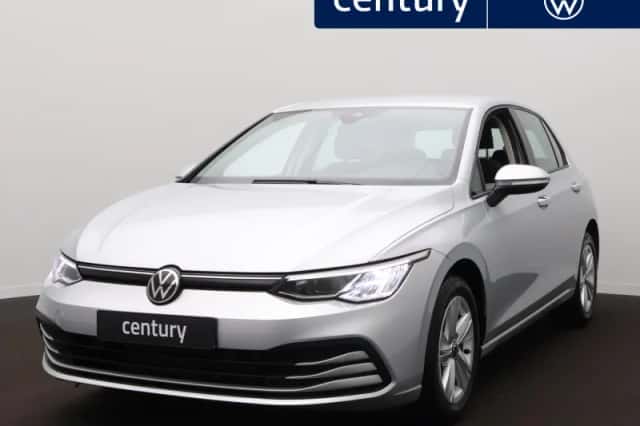 Volkswagen Golf (2023) thumbnail 1