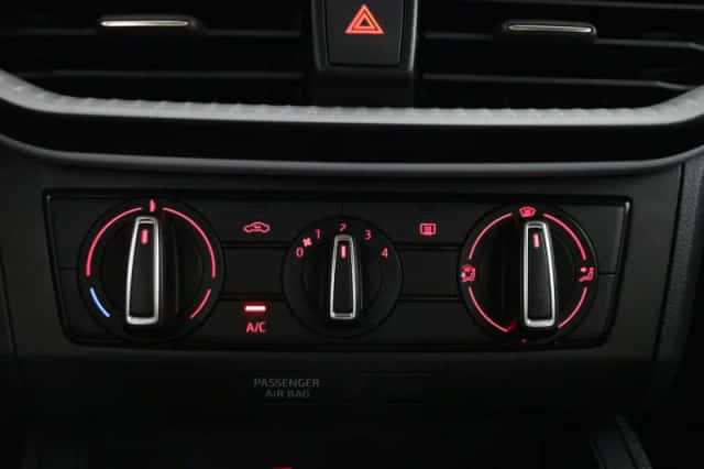 SEAT Ibiza (2024) thumbnail 6