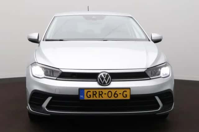 Volkswagen Polo (2024) thumbnail 2
