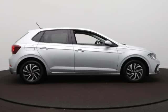 Volkswagen Polo (2024) thumbnail 4