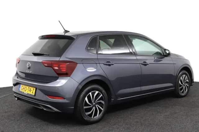 Volkswagen Polo (2024) thumbnail 2