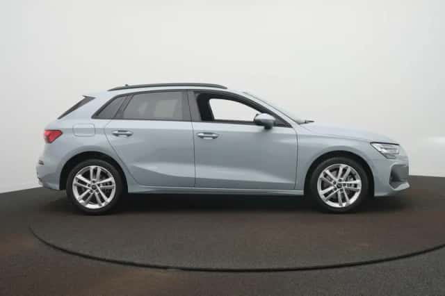 Audi A3 (2025) thumbnail 5