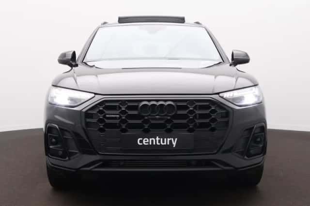 Audi Q5 (2024) thumbnail 2