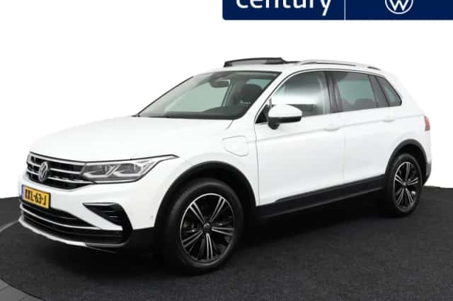 Volkswagen Tiguan (2023) thumbnail 1