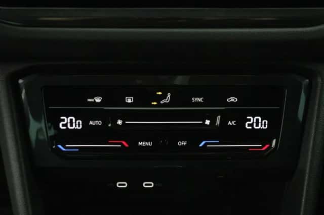 Volkswagen Tiguan (2023) thumbnail 6