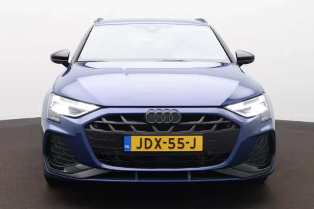 Audi A3 (2025) thumbnail 2