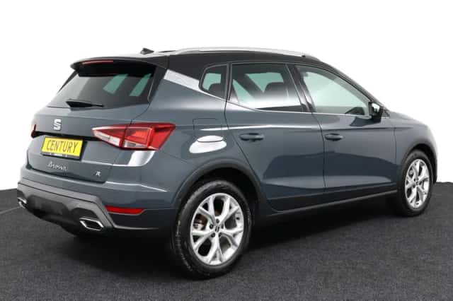 SEAT Arona (2025) thumbnail 2