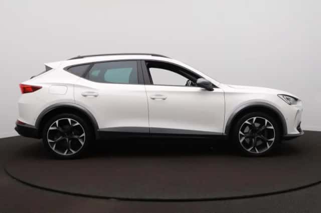 CUPRA Formentor (2024) thumbnail 4
