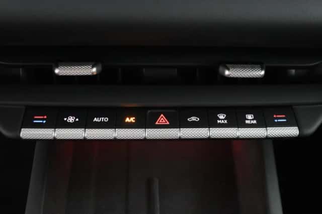 Volkswagen ID.3 (2026) thumbnail 6