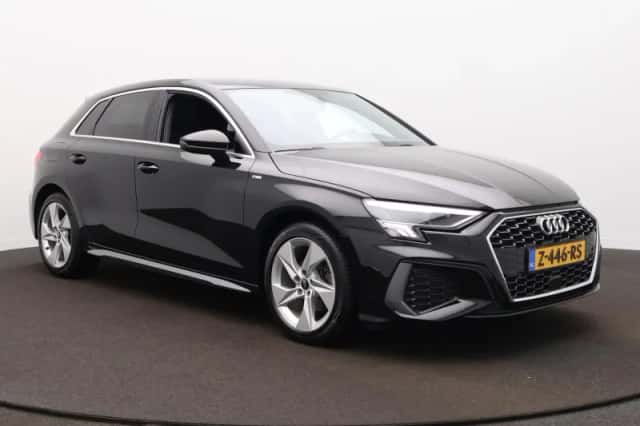 Audi A3 (2024) thumbnail 3