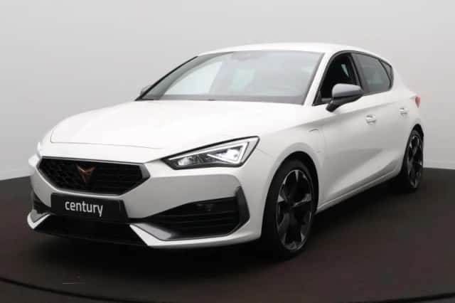 CUPRA Leon (2024) thumbnail 1