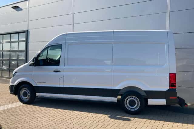 Volkswagen Crafter (2024) thumbnail 4