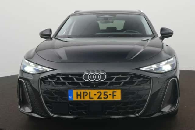 Audi A6 (2025) thumbnail 2