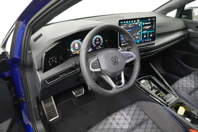 Volkswagen Golf (2026) thumbnail 5