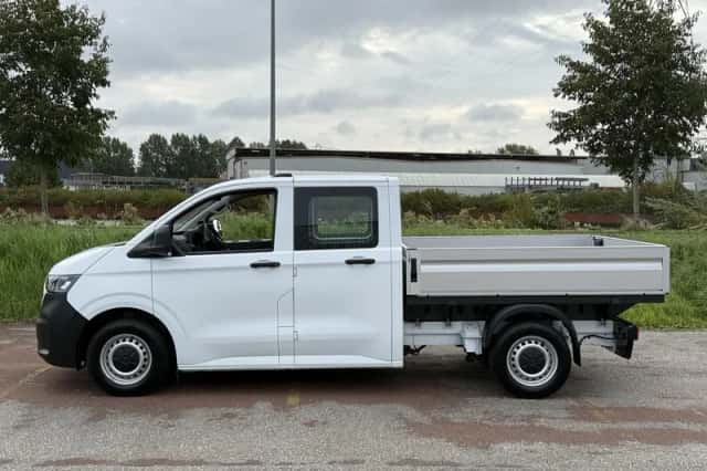 Volkswagen Transporter (2026) thumbnail 2