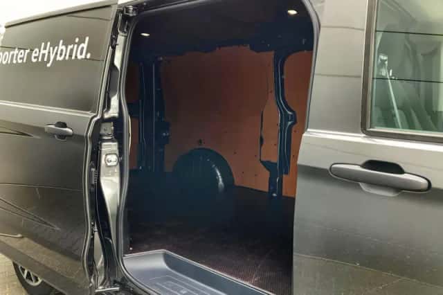 Volkswagen Transporter (2026) thumbnail 4