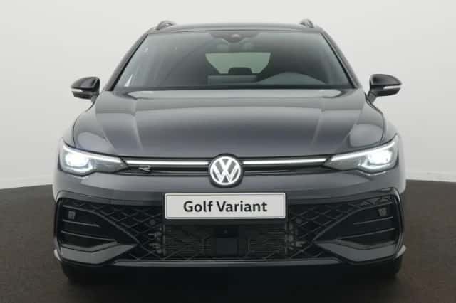 Volkswagen Golf (2025) thumbnail 3