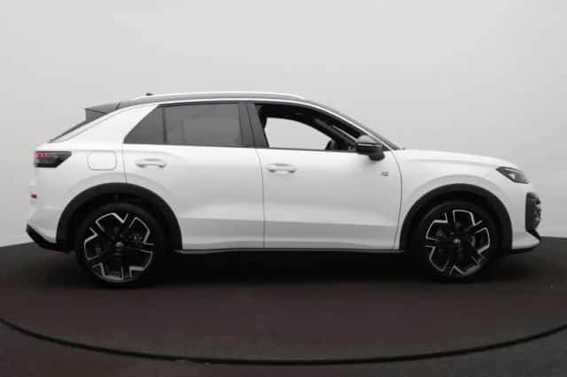 Volkswagen T-Roc (2026) thumbnail 4