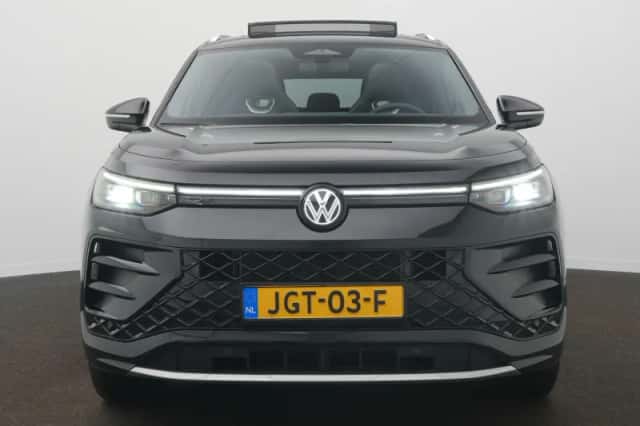 Volkswagen Tayron (2025) thumbnail 3