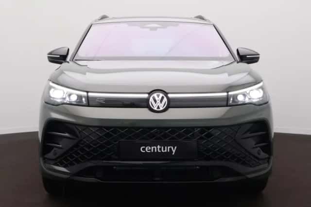 Volkswagen Tiguan (2026) thumbnail 2