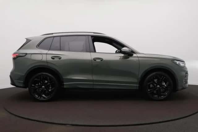 Volkswagen Tiguan (2026) thumbnail 4