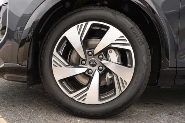 Audi Q6 e-tron (2026) thumbnail 6