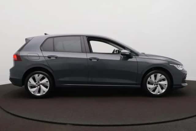 Volkswagen Golf (2026) thumbnail 5