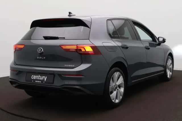 Volkswagen Golf (2026) thumbnail 6