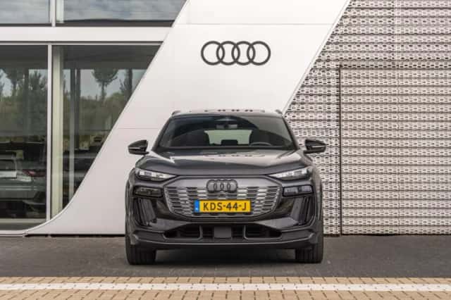Audi Q6 e-tron (2026) thumbnail 2
