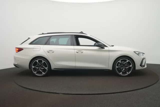 CUPRA Leon Sportstourer (2026) thumbnail 4