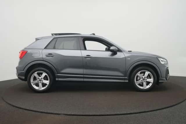 Audi Q2 (2025) thumbnail 5