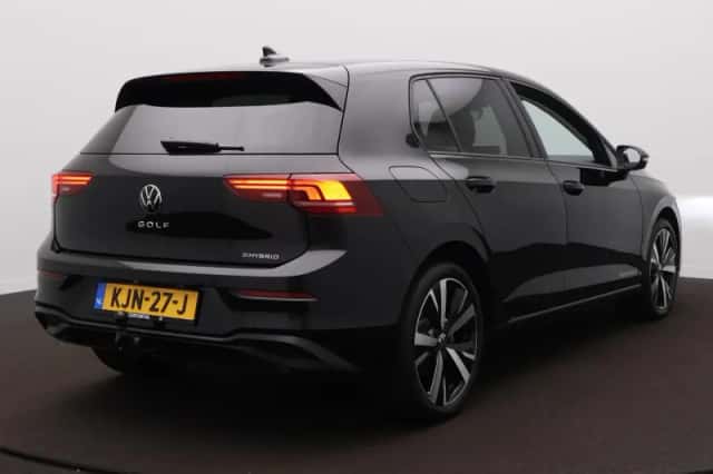 Volkswagen Golf (2026) thumbnail 5