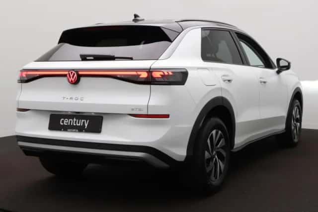 Volkswagen T-Roc (2026) thumbnail 5