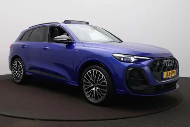 Audi Q5 (2025) thumbnail 3