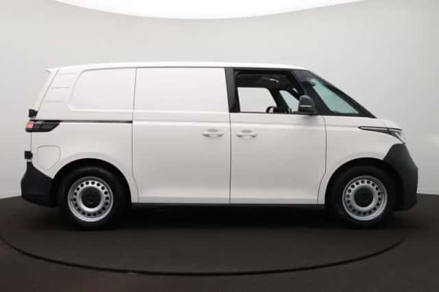Volkswagen ID. Buzz Cargo (2026) thumbnail 4
