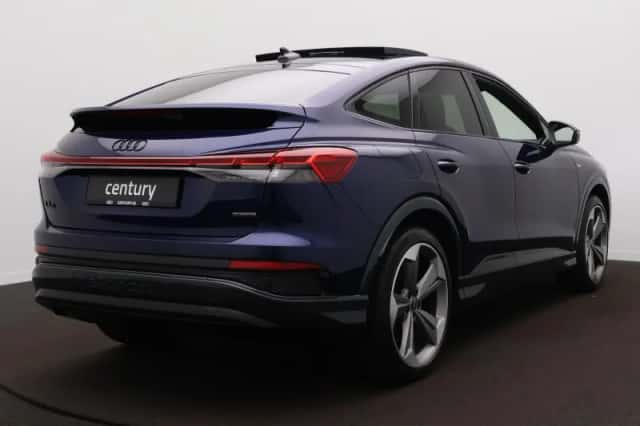 Audi Q4 e-tron (2024) thumbnail 5