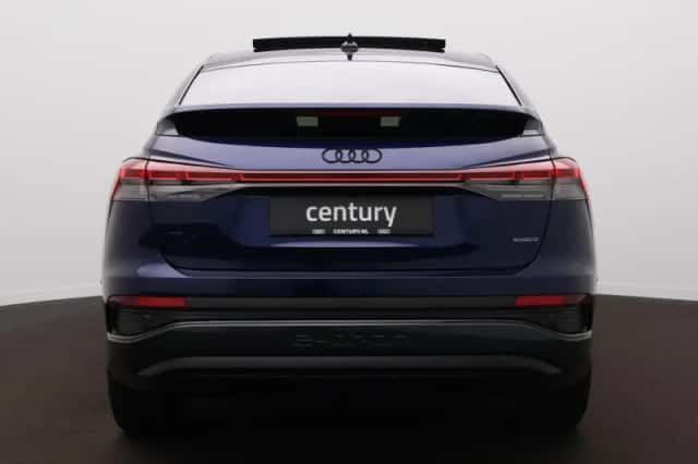 Audi Q4 e-tron (2024) thumbnail 6