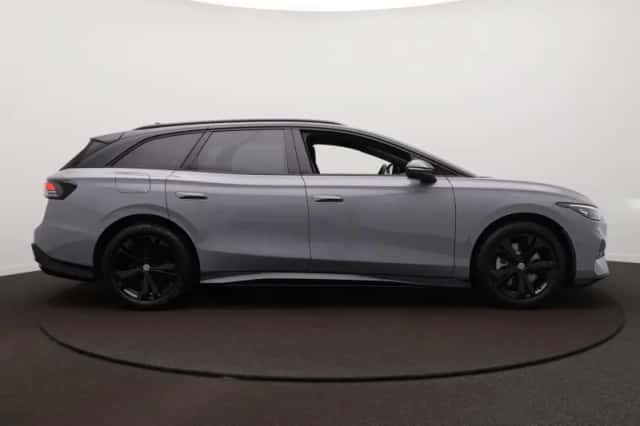 Volkswagen ID.7 (2027) thumbnail 4